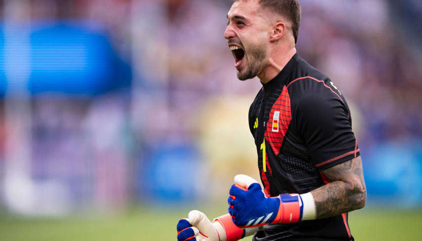 Служба безпеки аеропорту затримала олімпійського чемпіона: що сталося Служба безпеки аеропорту затримала олімпійського чемпіона: що сталося