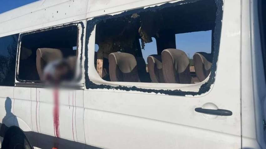 Россияне жестоко ударили по рейсовому автобусу: многие пассажиры мгновенно погибли - страшные детали Россияне жестоко ударили по рейсовому автобусу: многие пассажиры мгновенно погибли - страшные детали