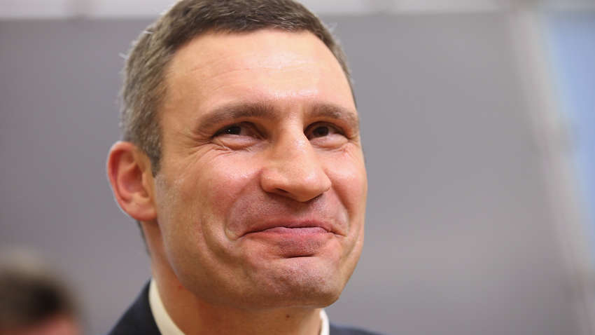 Кабмин не станет рассматривать отставку Кличко