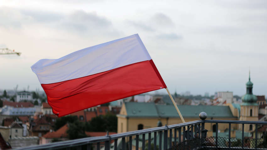 МИД Польши опроверг информацию о закрытии неба для летевшей в РФ словацкой делегации