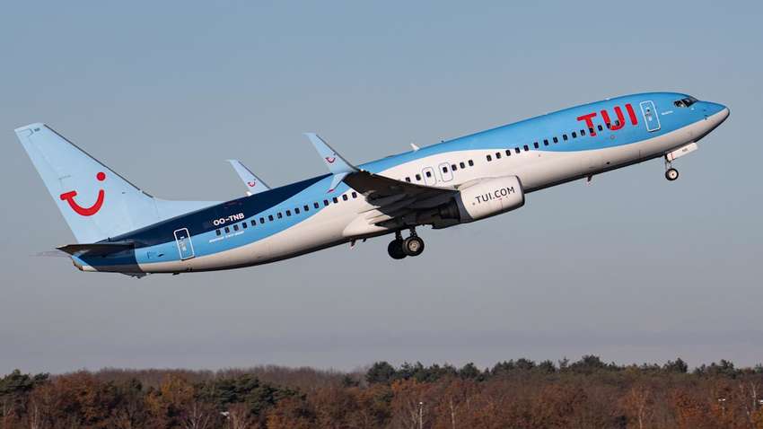 Літак з пасажирами летів з Італії до Лондона, однак потрапив в Африку: несподіване пояснення