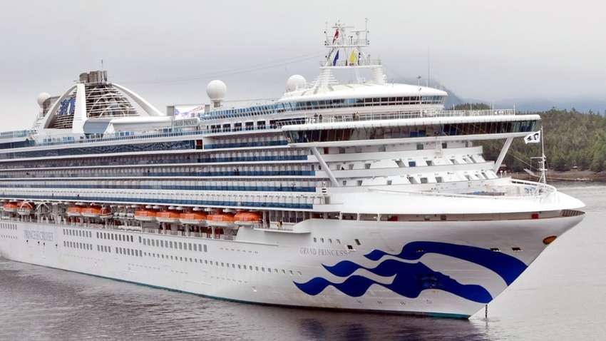 Еще один лайнер на карантине: Grand Princess изолировали у побережья США