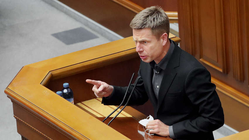 «От деолигархизации к монархизации»: почему нардеп раскритиковал новый закон