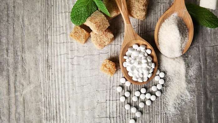 Медики підказали, кому варто відмовитися від цукрозамінників