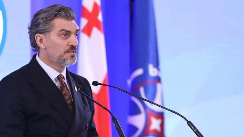 В Грузии накаляются страсти: кого объявили новым президентом В Грузии накаляются страсти: кого объявили новым президентом