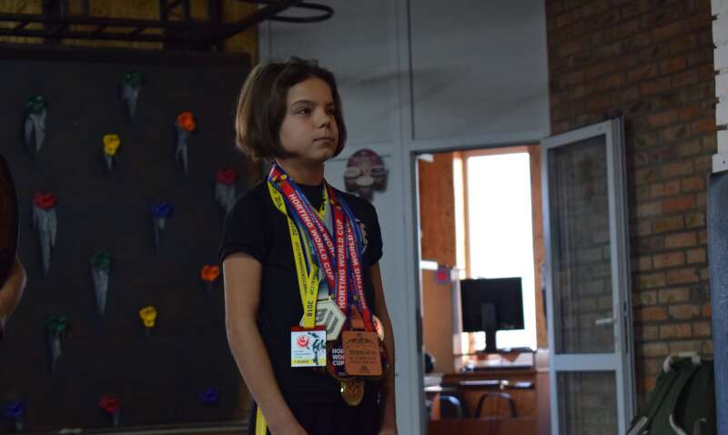 Волинській спортсменці відмовили у фінансуванні, бо її батько не перетягував канат на день села Волинській спортсменці відмовили у фінансуванні, бо її батько не перетягував канат на день села