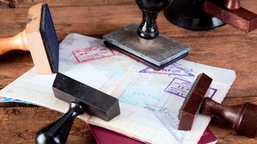 На Західній Україні затримали торговців підробними COVID-сертифікатами