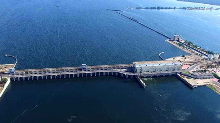 ВСУ нанесли еще один удар по мосту возле Каховской ГЭС