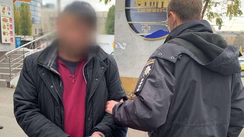 В хостеле Киева мужчина 47 раз ударил товарища ножом: что ему назначил суд В хостеле Киева мужчина 47 раз ударил товарища ножом: что ему назначил суд