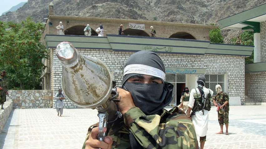 Пакистанские талибы совершили теракт на блок-посту