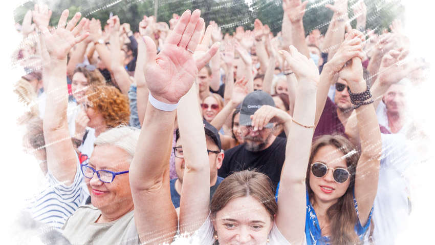Головний конкурент Лукашенка на виборах зібрала в Мінську майже 10 тисяч осіб 