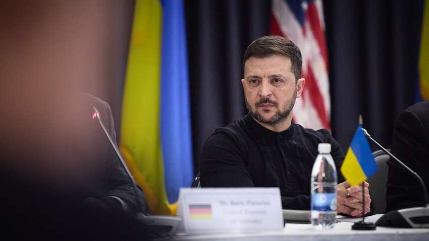 Скільки насправді українців довіряють Зеленському: як у КМІС не помітили падіння рейтингу Скільки насправді українців довіряють Зеленському: як у КМІС не помітили падіння рейтингу