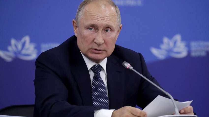 "Газпром готовий постачати газ українській стороні за значно нижчою ціною" - Путін