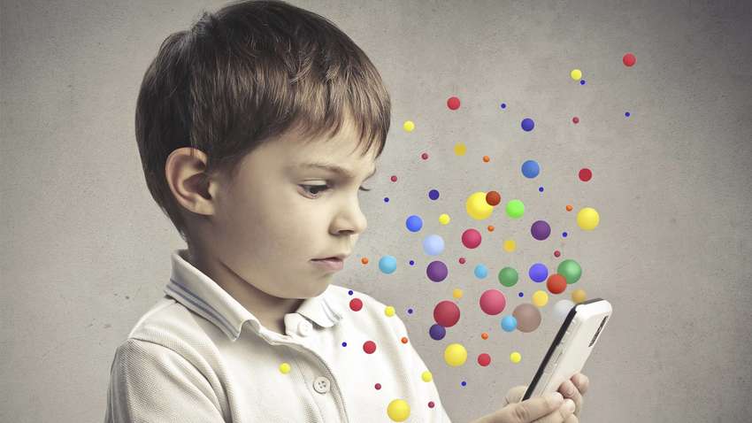 Когда детям нужен мобильный телефон