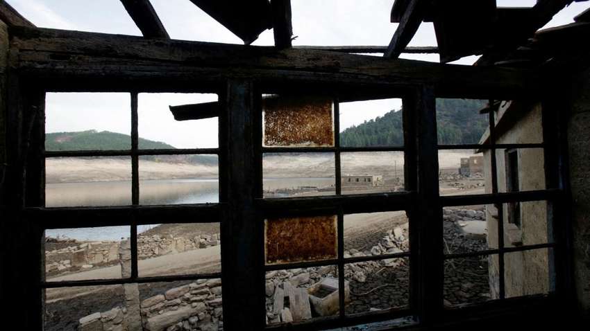 В Испании запечатлели деревню-призрак, которую не видели десятки лет (ФОТО) В Испании запечатлели деревню-призрак, которую не видели десятки лет (ФОТО)