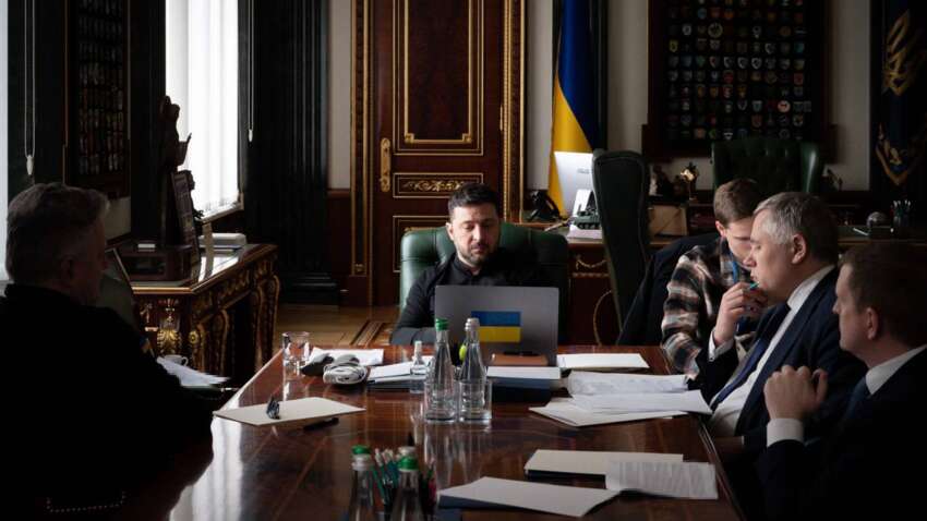 Знает ли президент всю правду с фронта