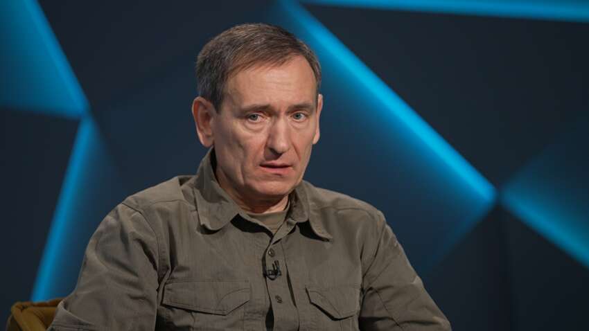 Мир по линии фронта: в "Слуге народа" озвучили сценарий завершения войны Мир по линии фронта: в "Слуге народа" озвучили сценарий завершения войны