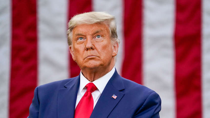 Трампа можуть зняти з президентських виборів: неочікувана причина у Конституції США