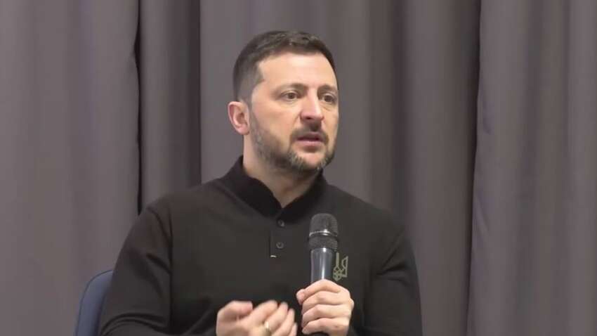 Найближчим часом є шанси змусити Росію припинити вогонь – Зеленський Найближчим часом є шанси змусити Росію припинити вогонь – Зеленський