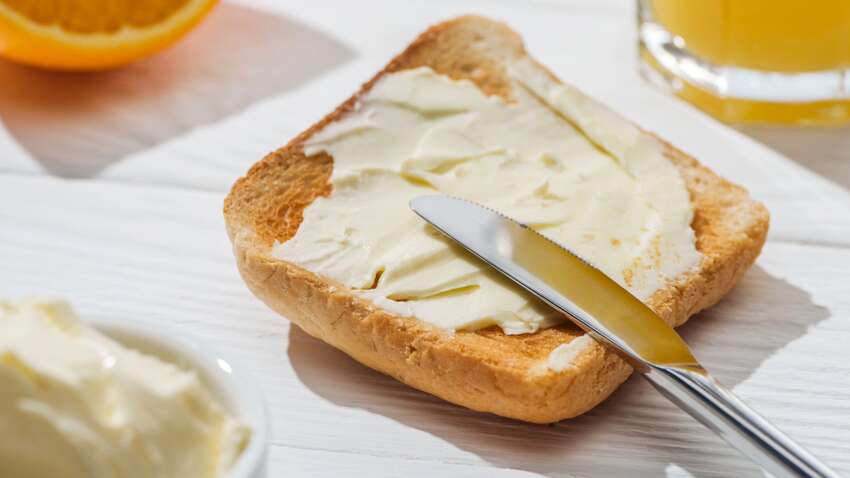 Масло та хліб на схудненні не можна: чому це міф Масло та хліб на схудненні не можна: чому це міф
