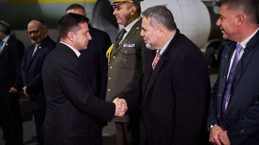 Зеленський з делегацією не змогли потрапити на форум пам’яті Голокосту в Ізраїлі 