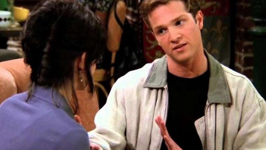 Актер сериалов «Друзья» и «Горец» покончил с собой