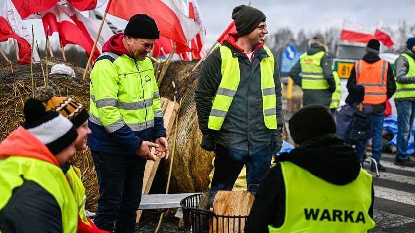 Про що говорять дії поляків на кордоні: чому не вдається вирішити проблему