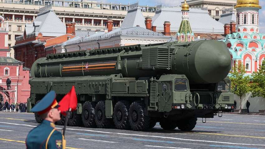 "Кінця не видно": у Кремлі вчинили істерику через важкі часи для РФ "Кінця не видно": у Кремлі вчинили істерику через важкі часи для РФ