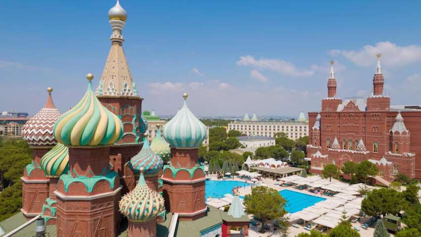 Українка поїхала на відпочинок до Туреччини, але потрапила в "Кремль" (ВІДЕО) Українка поїхала на відпочинок до Туреччини, але потрапила в "Кремль" (ВІДЕО)