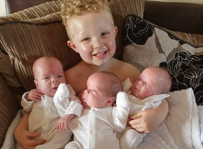 Британка народила унікальних близнюків