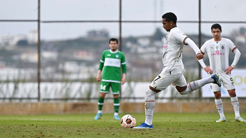 "Шахтер" одержал разгромную победу в матче на сборах в Турции (ВИДЕО)