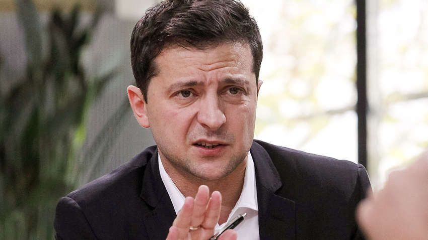 Зеленський просив нардепів розібратися з продажем землі протягом двох днів, - джерело