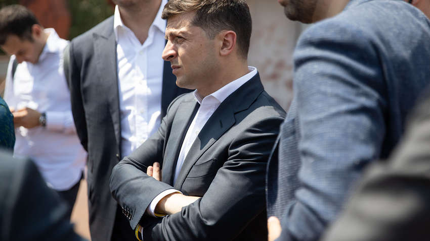 Перезагрузка Кабмина: как она отразится на рейтингах Зеленского и популярности партии «Слуга народа»