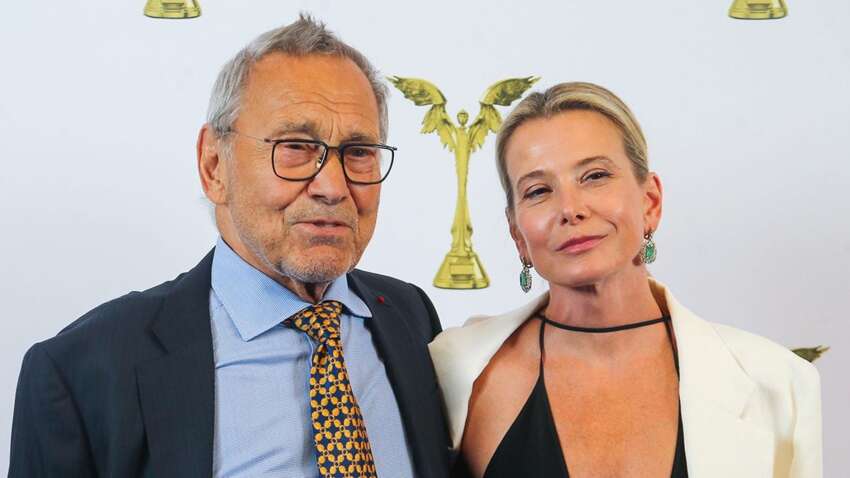 Дочь в коме 11 лет: жена кремлевского режиссера призналась, что не хотела будущего для сына в РФ