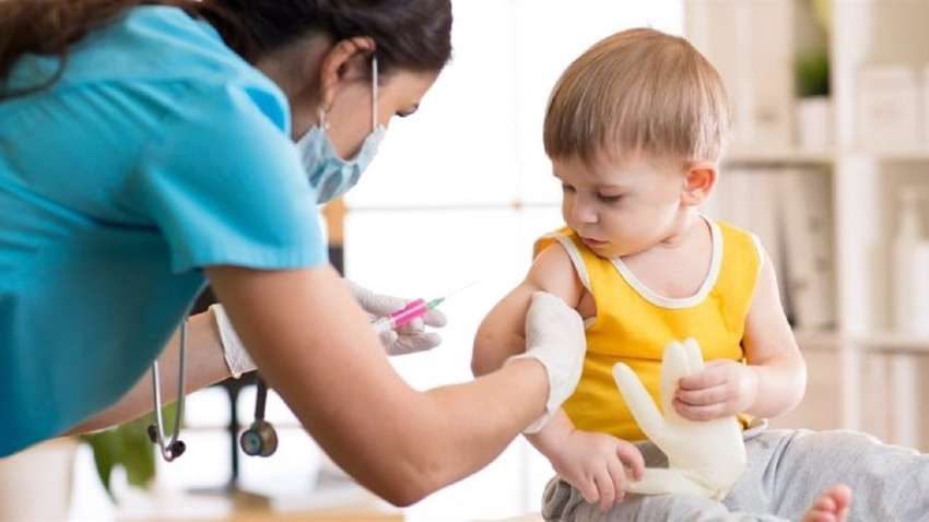 Крым начал вакцинацию против коронавируса