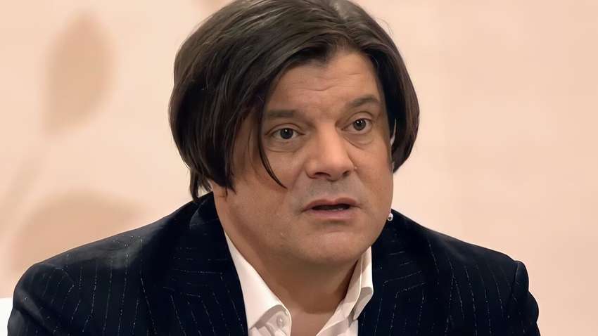 "Надоело жить в дурдоме": популярный певец покинул Россию "Надоело жить в дурдоме": популярный певец покинул Россию