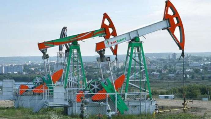 Санкции против Лукойла не помогли: как Россия нашла выход с поставками нефти в Венгрию и Словакию Санкции против Лукойла не помогли: как Россия нашла выход с поставками нефти в Венгрию и Словакию