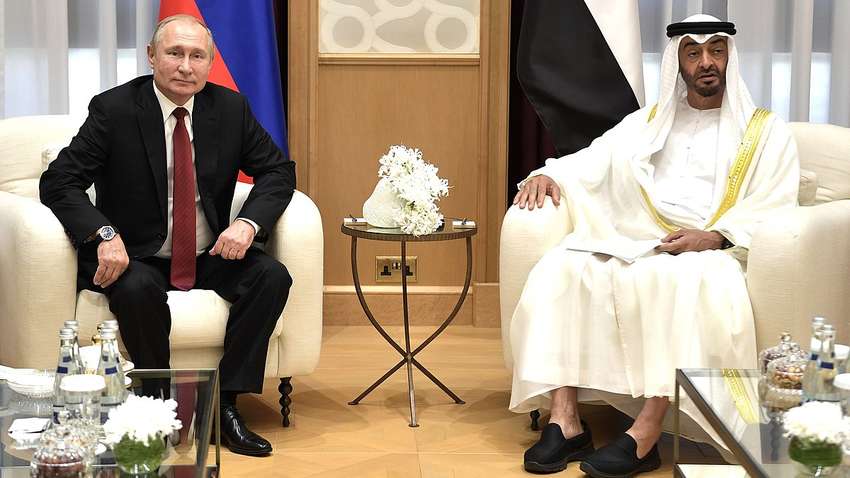 Президент ОАЕ зустрівся з Путіним: що заявив про війну в Україні Президент ОАЕ зустрівся з Путіним: що заявив про війну в Україні
