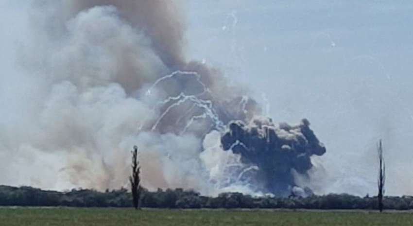 В Крыму снова раздаются взрывы: подробности