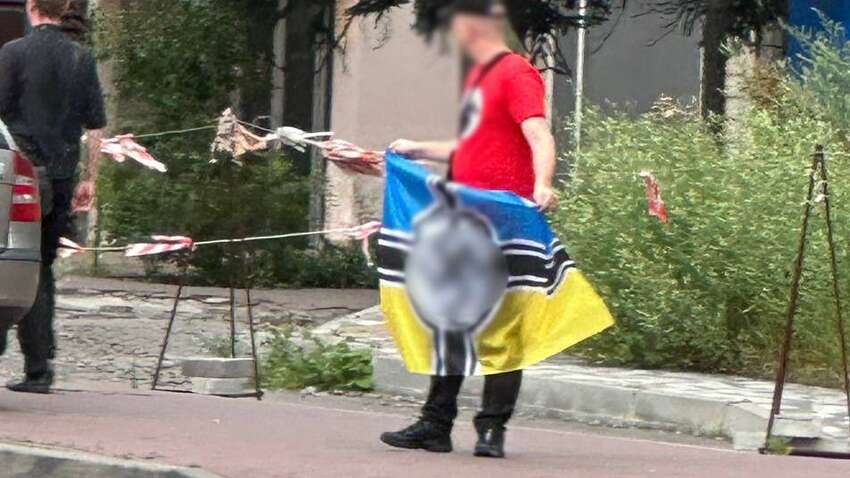 Демонстрували нацистську символіку: поліція затримала іноземців у Києві