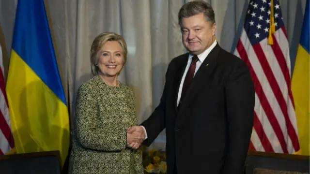 ЗМІ: Порошенко в США шкодить Україні, бо дратує республіканців нагадуванням, як «зливав» Трампа  