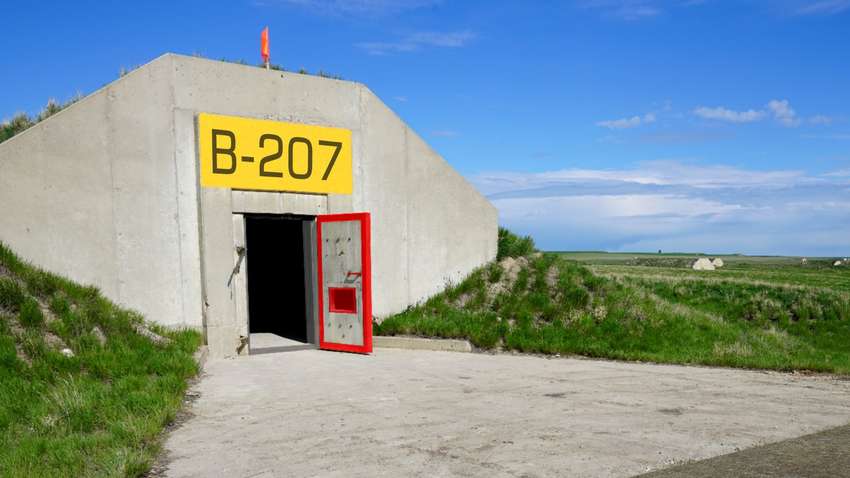 З басейном і кінозалом: у США багатії почали скуповувати бункери (фото)