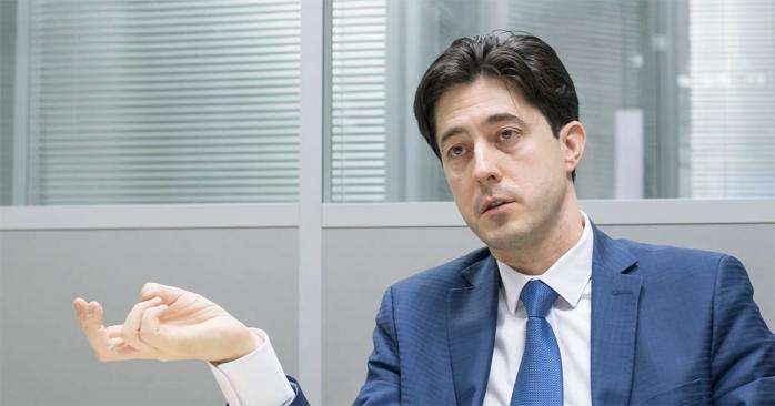 Заступник генпрокурора позивається до ГПУ