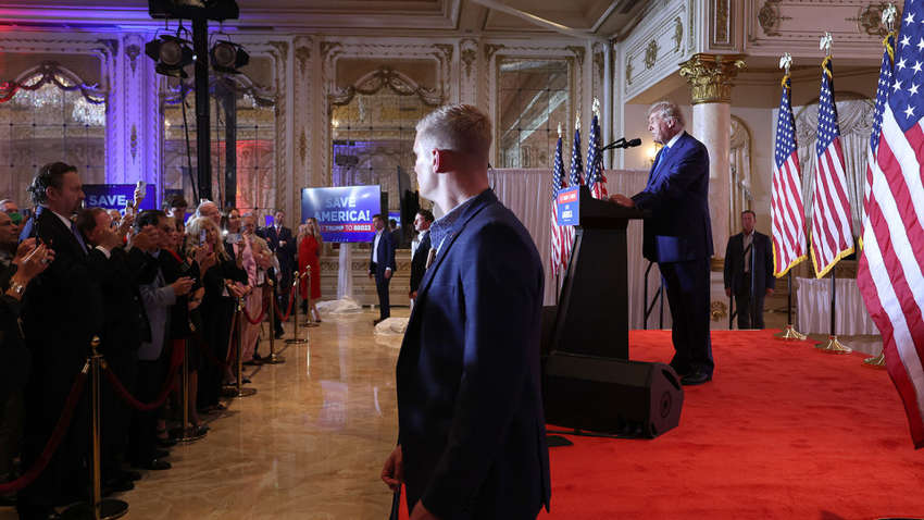 Приголомшливої перемоги республіканців не відбулося: про що говорять підсумки виборів для США та України