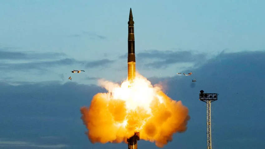 Стали відомі точні дати ймовірного пуску ракет "Орєшнік" по Україні