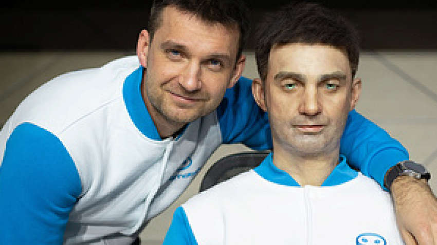 Компания «Промобот» запустила продажу роботов с человеческой внешностью 