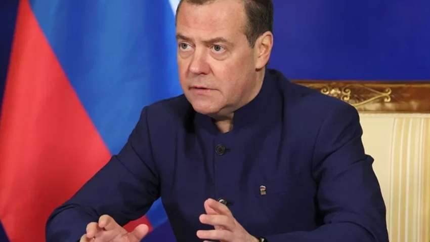 Медведєв пригрозив ядерною зброєю: яка причина