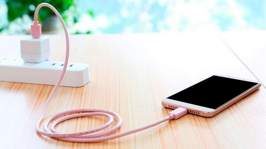 Як не «вбити» батарею смартфона неоригінальною зарядкою