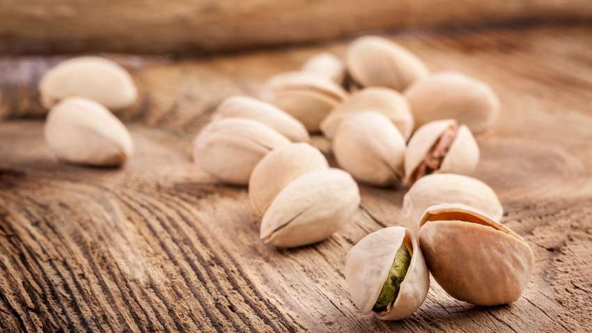 Какие орехи помогают бороться с лишним весом