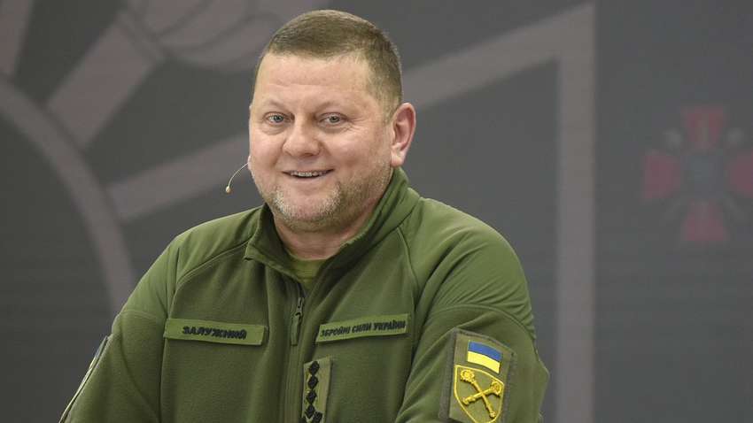 Действительно ли Залужный пошел ва-банк: о чем говорит появление новой статьи главкома